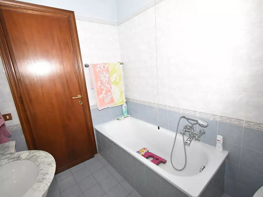 Immagine 22 di Casa colonica in vendita  a San Giuliano Terme