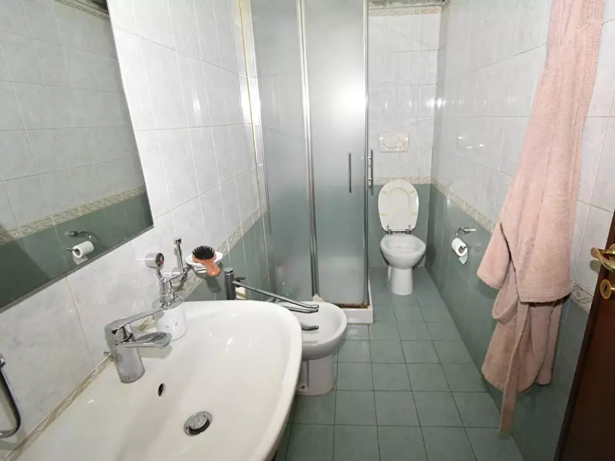 Immagine 31 di Casa colonica in vendita  a San Giuliano Terme