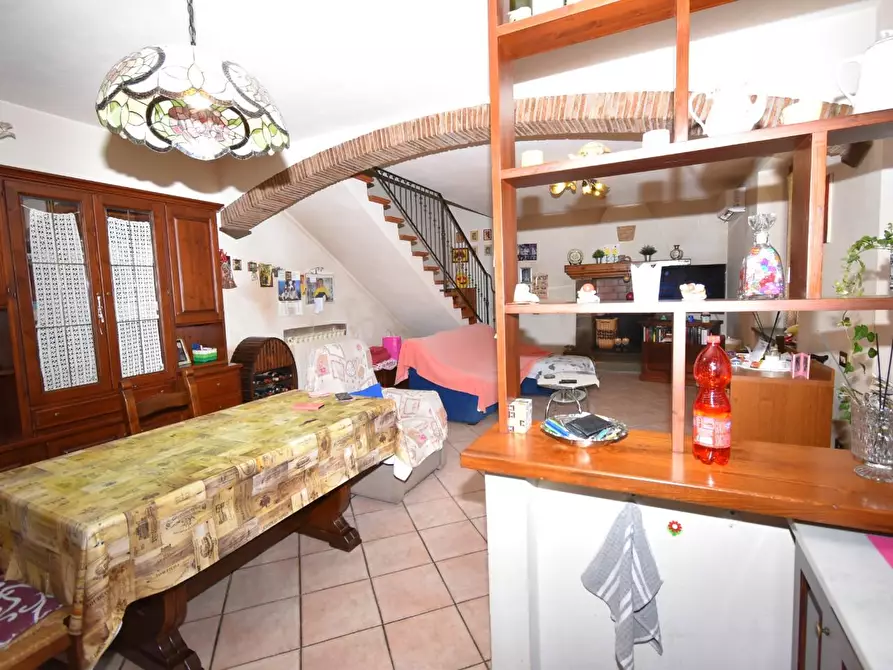 Immagine 10 di Casa colonica in vendita  a San Giuliano Terme