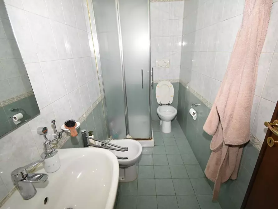 Immagine 30 di Casa colonica in vendita  a San Giuliano Terme