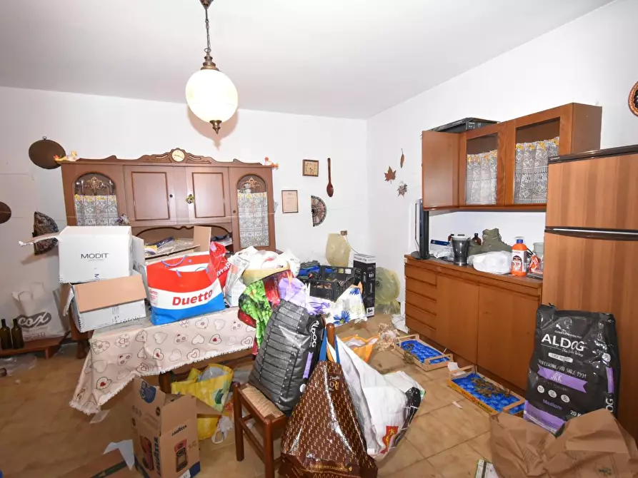 Immagine 36 di Casa colonica in vendita  a San Giuliano Terme