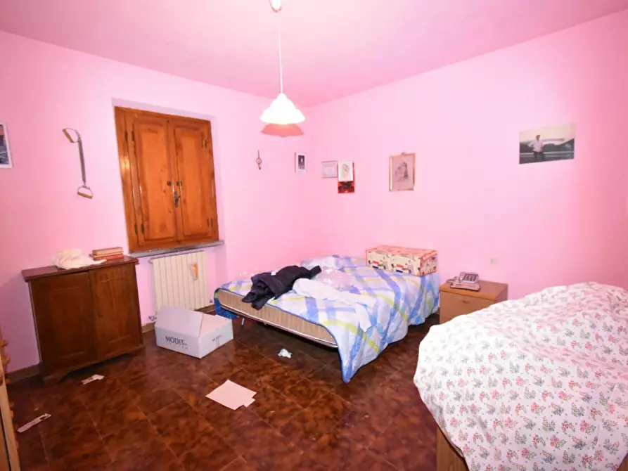 Immagine 56 di Casa colonica in vendita  a San Giuliano Terme
