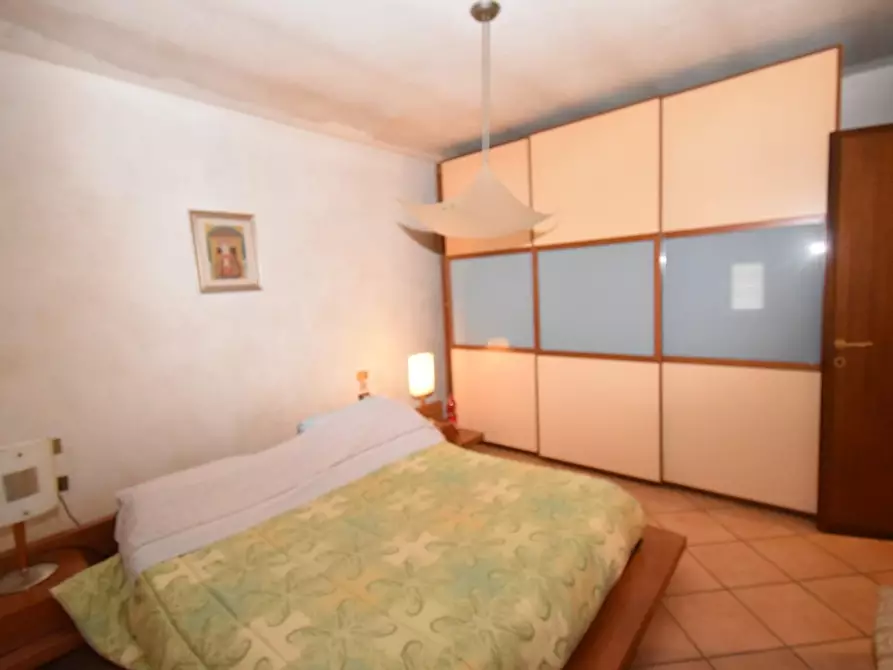 Immagine 17 di Casa colonica in vendita  a San Giuliano Terme