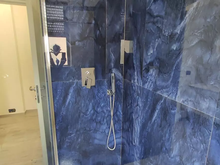 Immagine 20 di Appartamento in vendita  a Viareggio