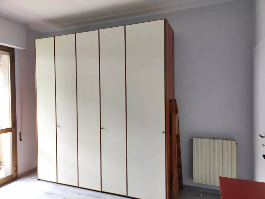 Immagine 14 di Appartamento in vendita  a Viareggio