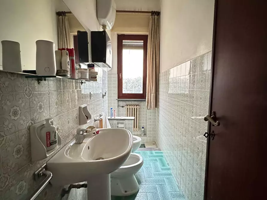 Immagine 16 di Villa in vendita  a Viareggio