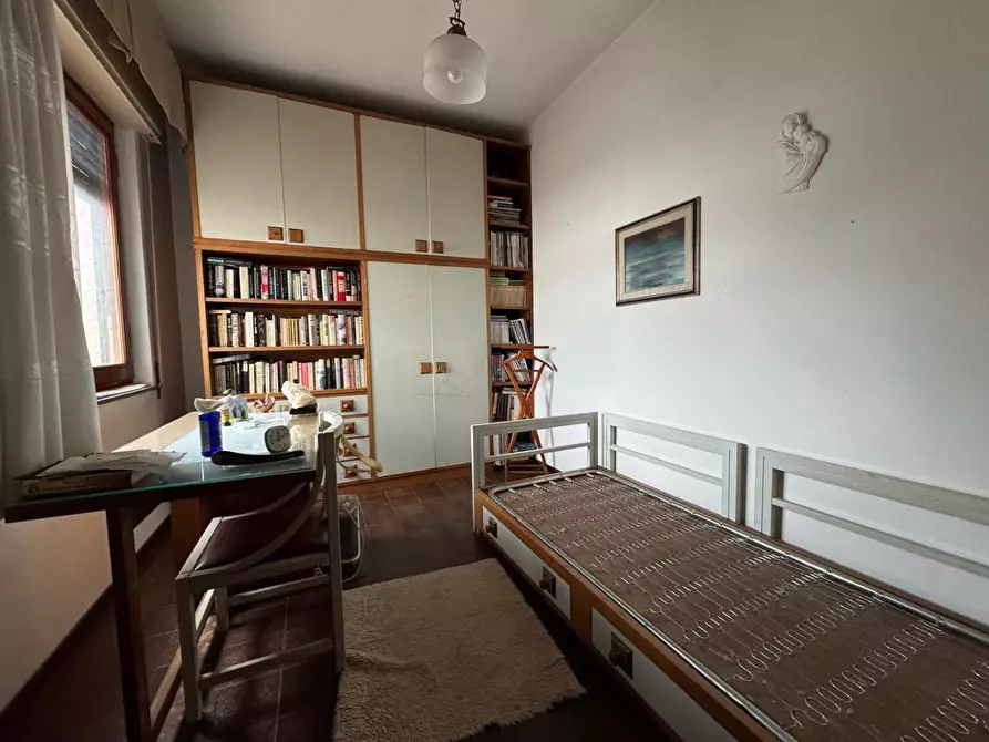 Immagine 26 di Villa in vendita  a Viareggio