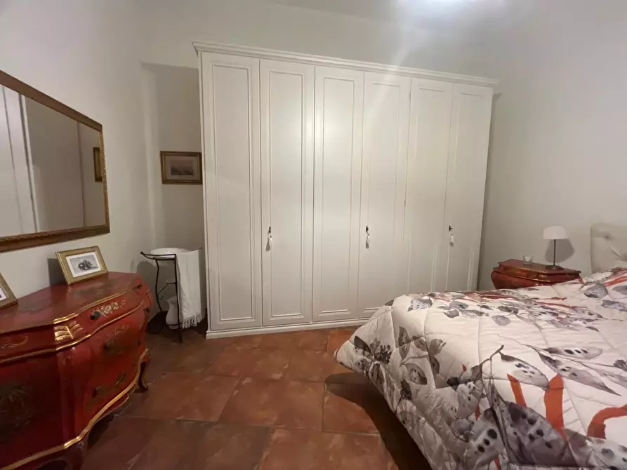 Immagine 17 di Appartamento in vendita  a Livorno