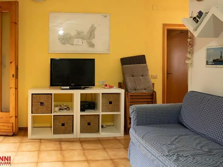 Immagine 6 di Appartamento in vendita  a Rosignano Marittimo