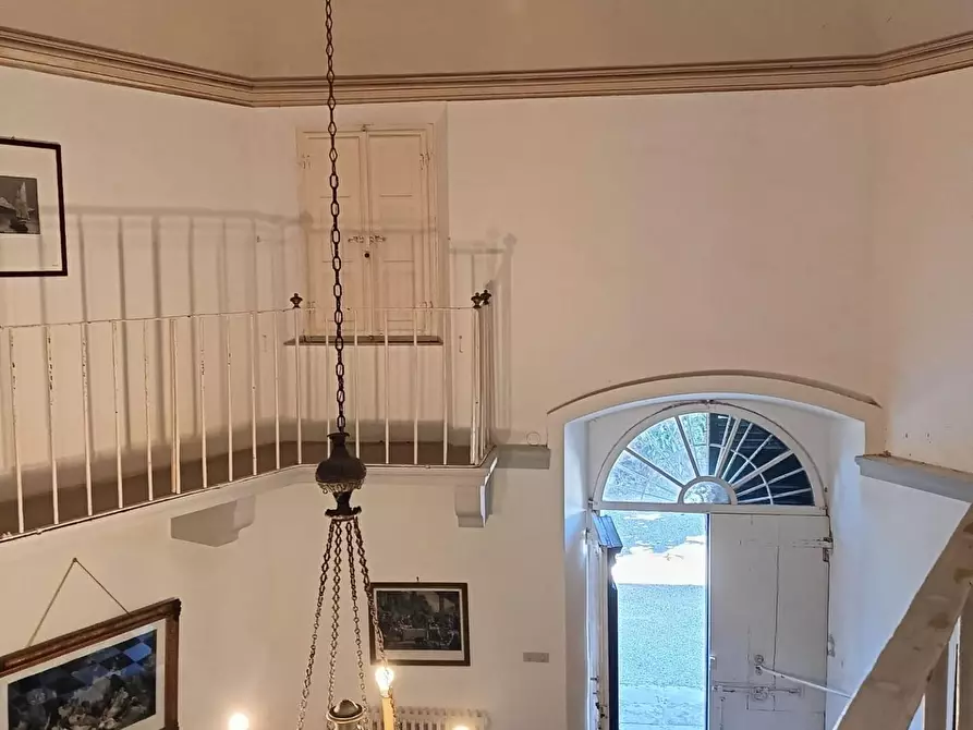 Immagine 9 di Villa in vendita  a Pisa