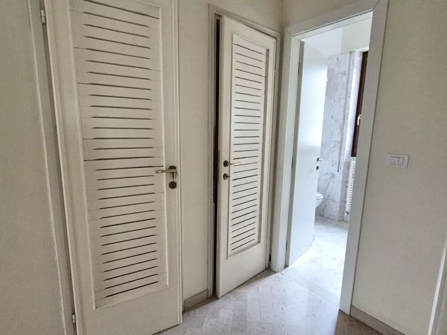 Immagine 26 di Casa bifamiliare in vendita  a Viareggio