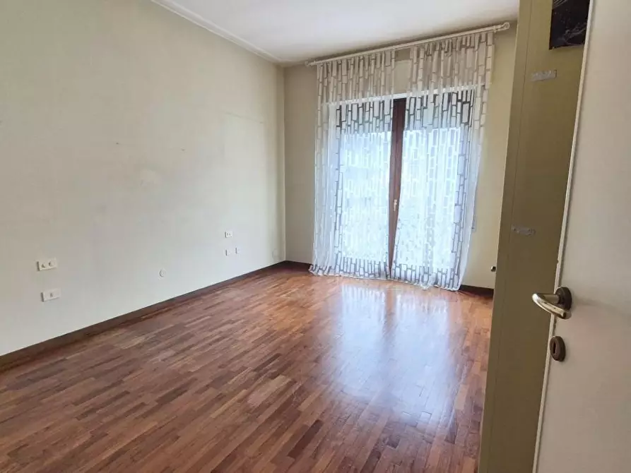 Immagine 60 di Casa bifamiliare in vendita  a Viareggio