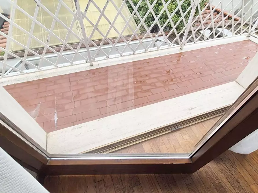 Immagine 52 di Casa bifamiliare in vendita  a Viareggio