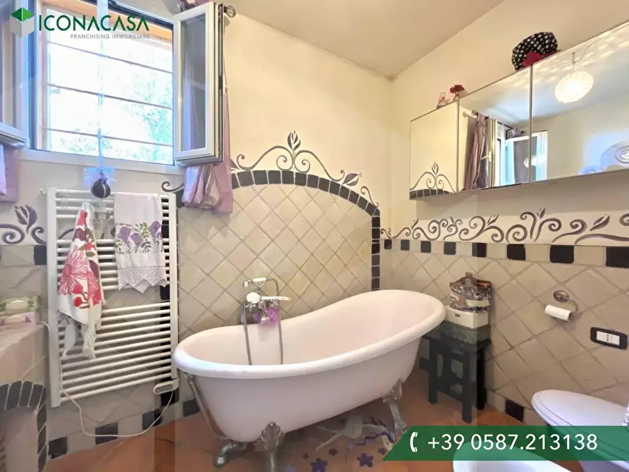 Immagine 28 di Villetta a schiera in vendita  a Pontedera