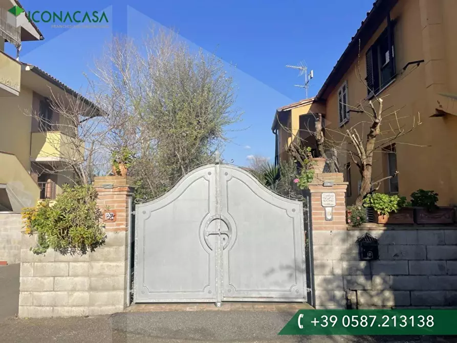 Immagine 8 di Villetta a schiera in vendita  a Pontedera