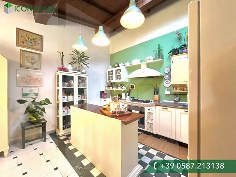 Immagine 33 di Villetta a schiera in vendita  a Pontedera