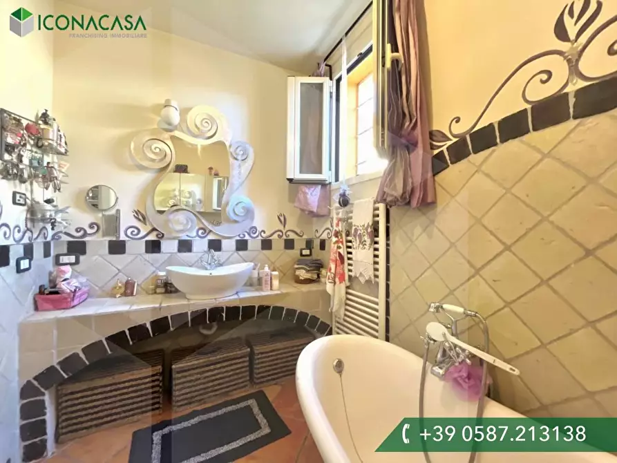 Immagine 27 di Villetta a schiera in vendita  a Pontedera