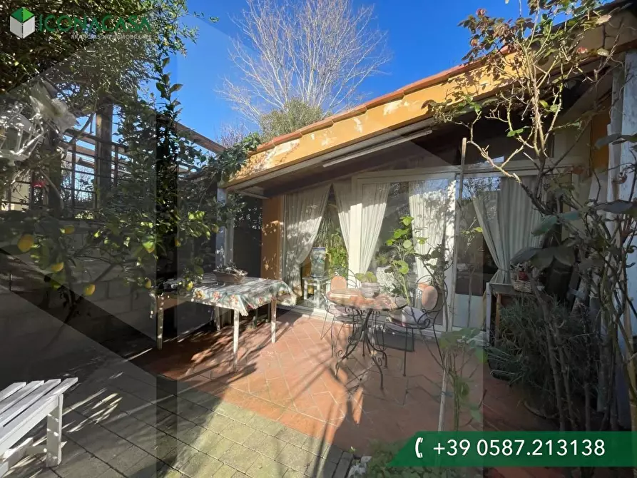 Immagine 38 di Villetta a schiera in vendita  a Pontedera