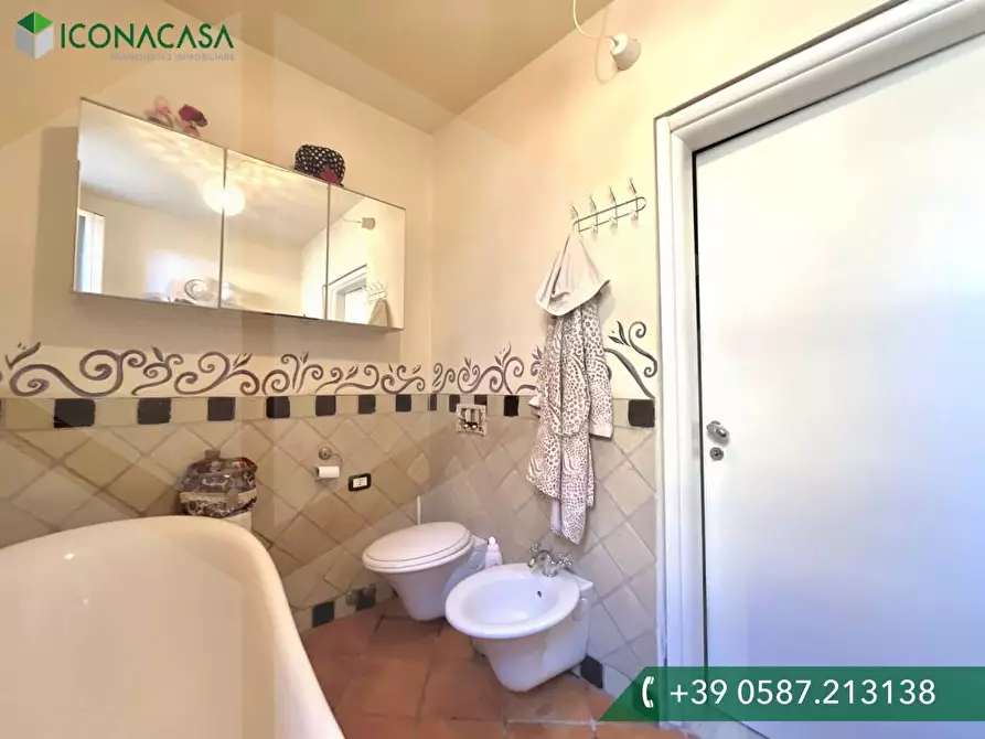 Immagine 26 di Villetta a schiera in vendita  a Pontedera