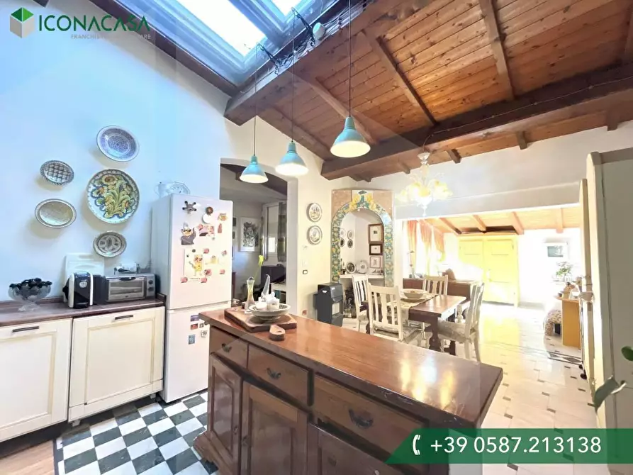 Immagine 17 di Villetta a schiera in vendita  a Pontedera