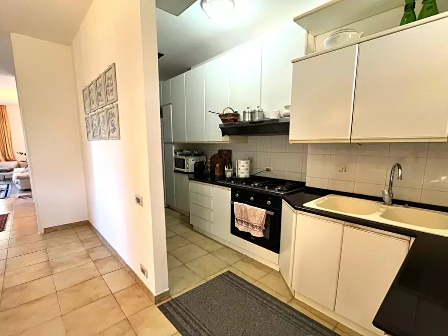 Immagine 10 di Appartamento in vendita  a Gambassi Terme