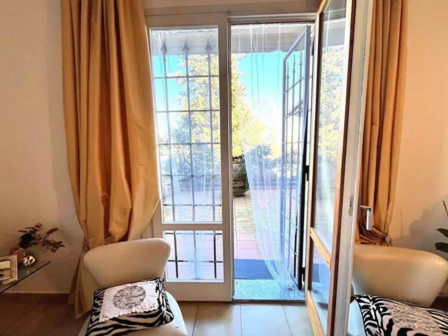 Immagine 9 di Appartamento in vendita  a Gambassi Terme