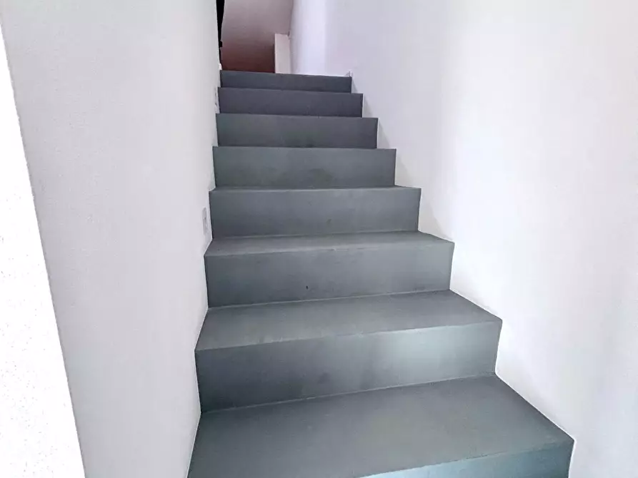 Immagine 27 di Appartamento in vendita  a Pontedera