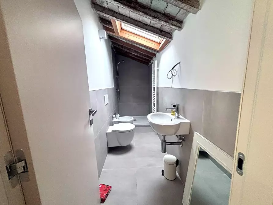 Immagine 32 di Appartamento in vendita  a Pontedera