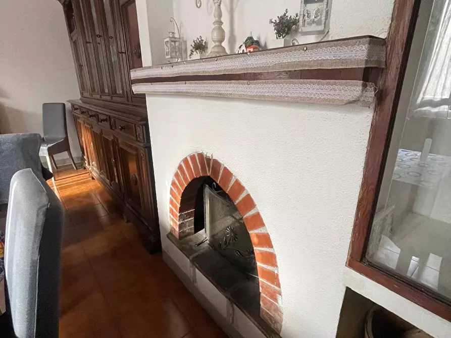 Immagine 8 di Villetta a schiera in vendita  a Carrara