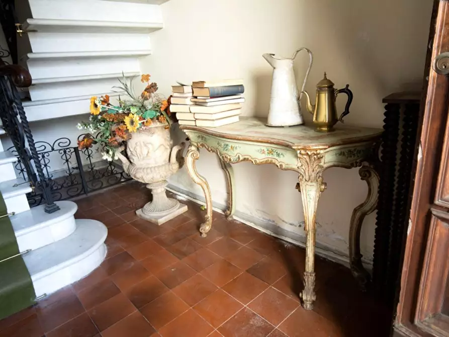 Immagine 20 di Villa in vendita  a Lucca