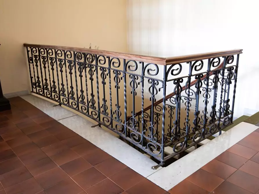 Immagine 21 di Villa in vendita  a Lucca