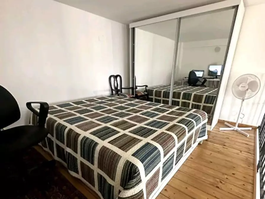 Immagine 8 di Loft/Open space in vendita  a Carrara