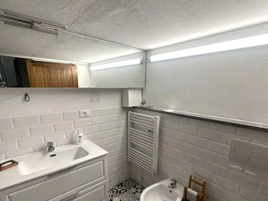 Immagine 12 di Loft/Open space in vendita  a Carrara