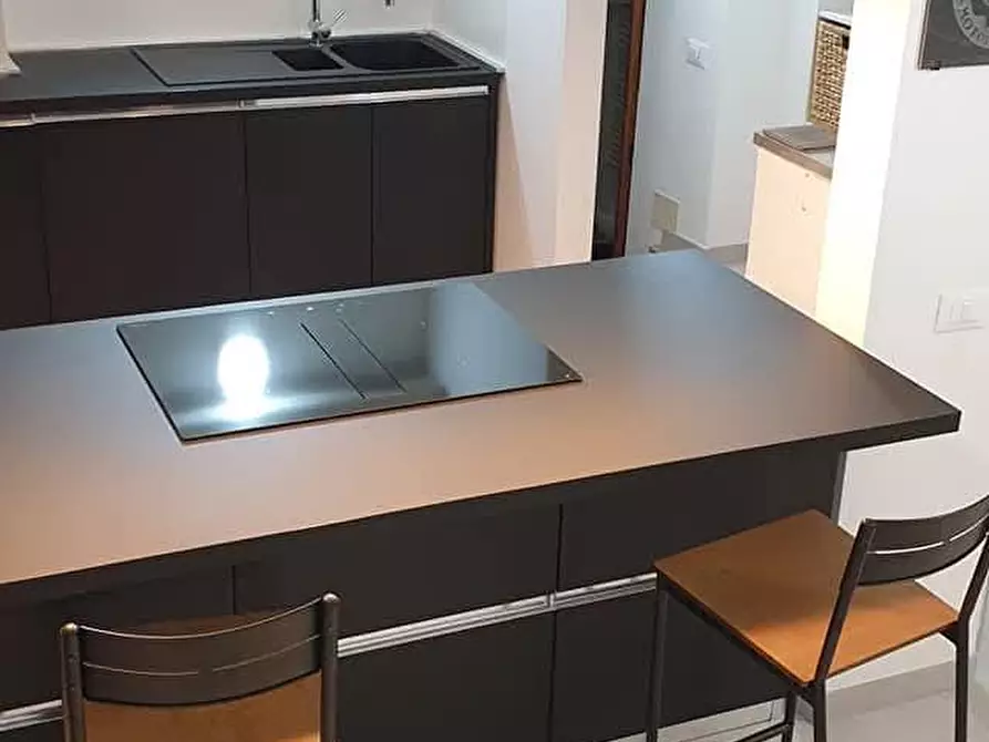 Immagine 3 di Loft/Open space in vendita  a Carrara