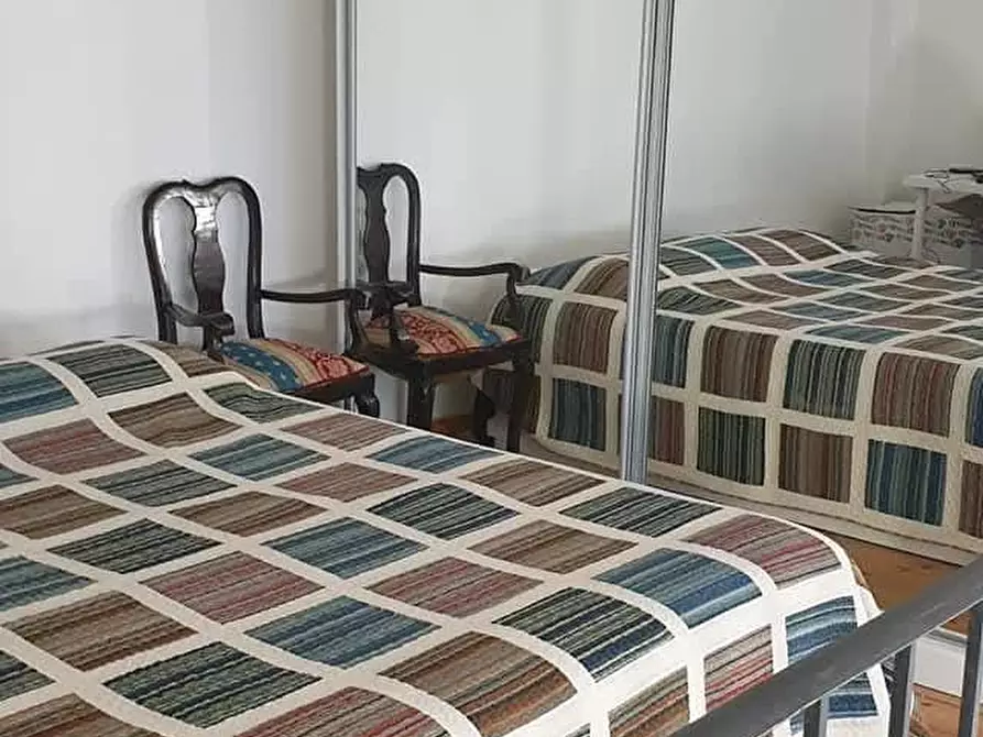 Immagine 5 di Loft/Open space in vendita  a Carrara