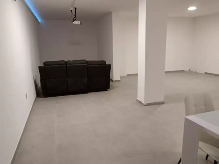 Immagine 10 di Appartamento in vendita  a Empoli