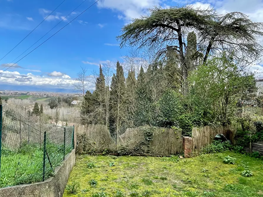 Immagine 38 di Appartamento in vendita  a Montopoli In Val D'arno