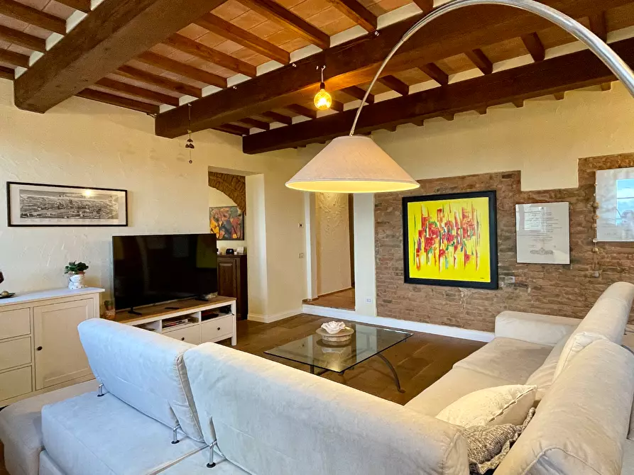 Immagine 6 di Appartamento in vendita  a Montopoli In Val D'arno