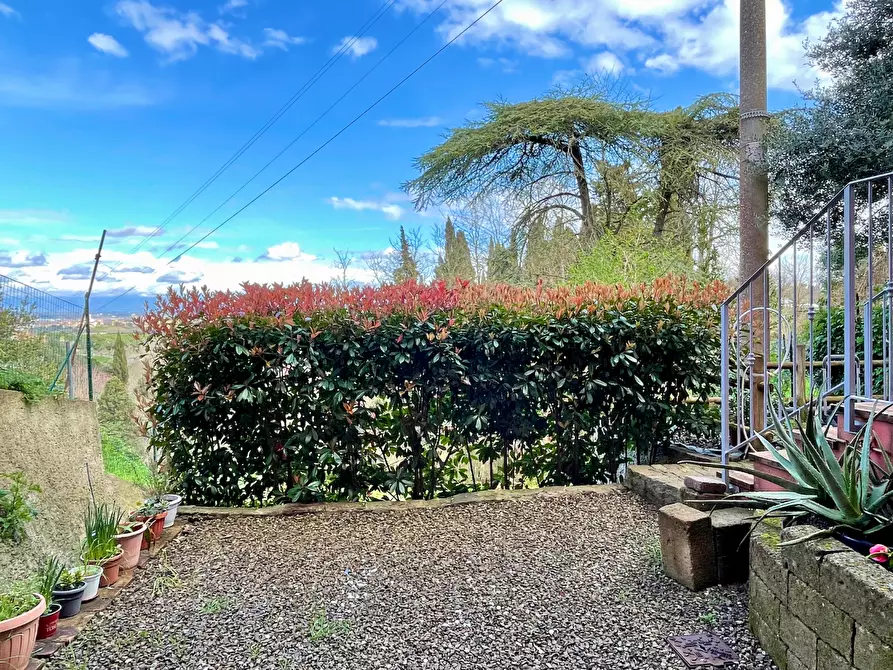 Immagine 11 di Appartamento in vendita  a Montopoli In Val D'arno