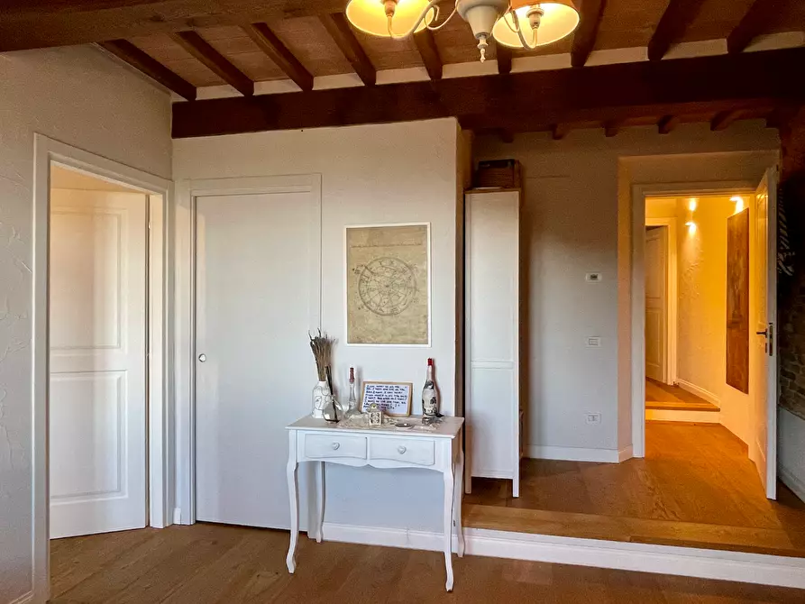 Immagine 19 di Appartamento in vendita  a Montopoli In Val D'arno