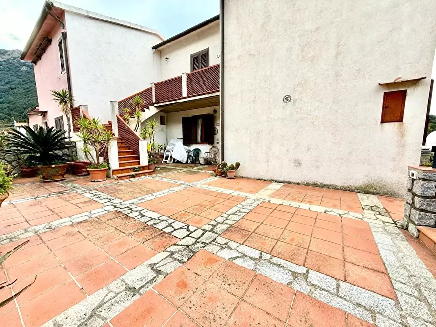 Immagine 17 di Appartamento in vendita  a Marciana