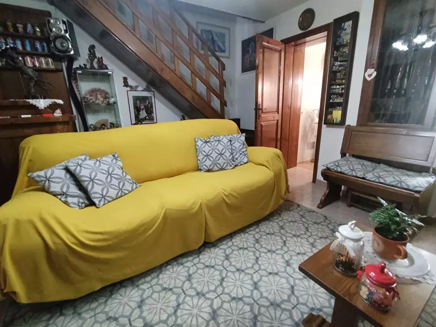 Immagine 6 di Appartamento in vendita  a Pietrasanta