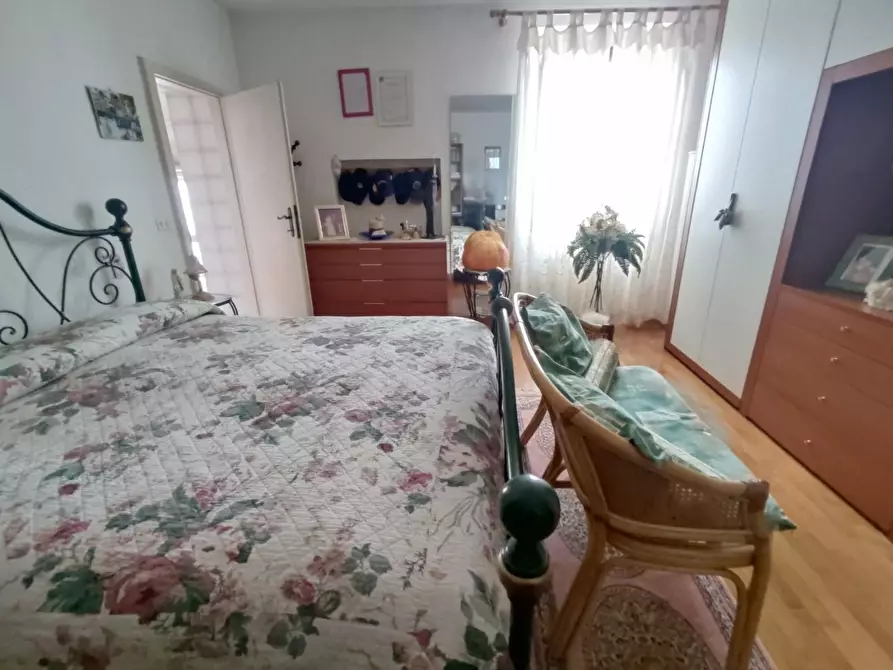 Immagine 16 di Appartamento in vendita  a Pietrasanta