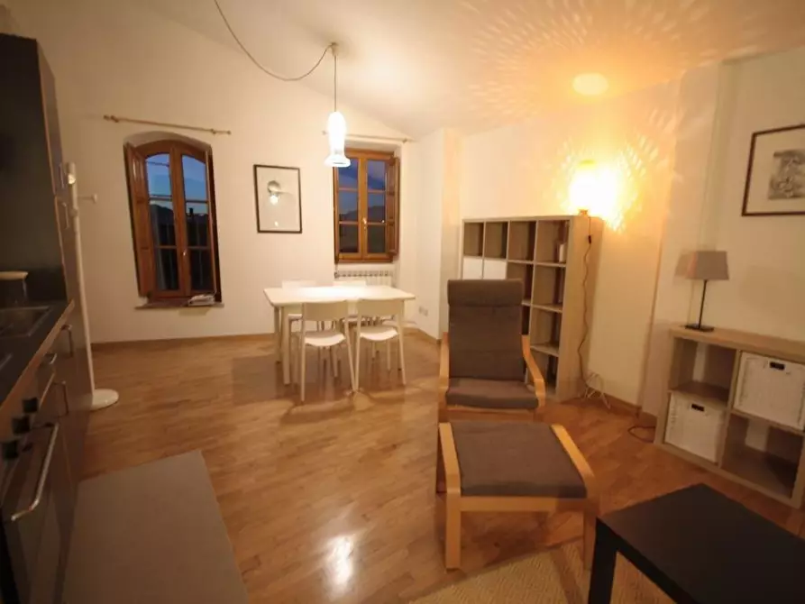 Immagine 24 di Appartamento in vendita  a Lucca