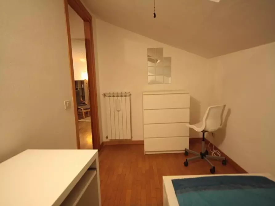 Immagine 23 di Appartamento in vendita  a Lucca