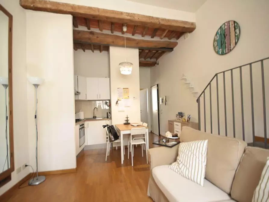 Immagine 44 di Appartamento in vendita  a Lucca