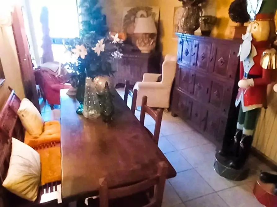 Immagine 26 di Villetta a schiera in vendita  a Carrara