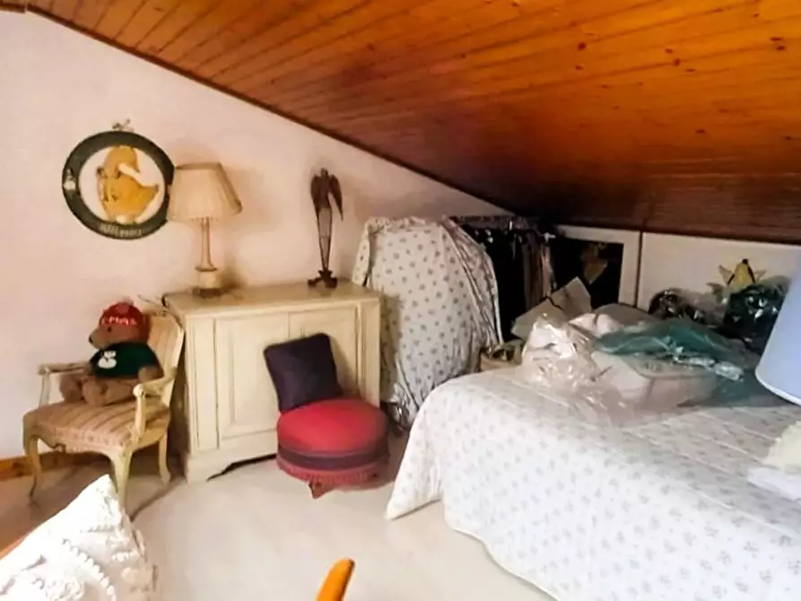 Immagine 19 di Villetta a schiera in vendita  a Carrara