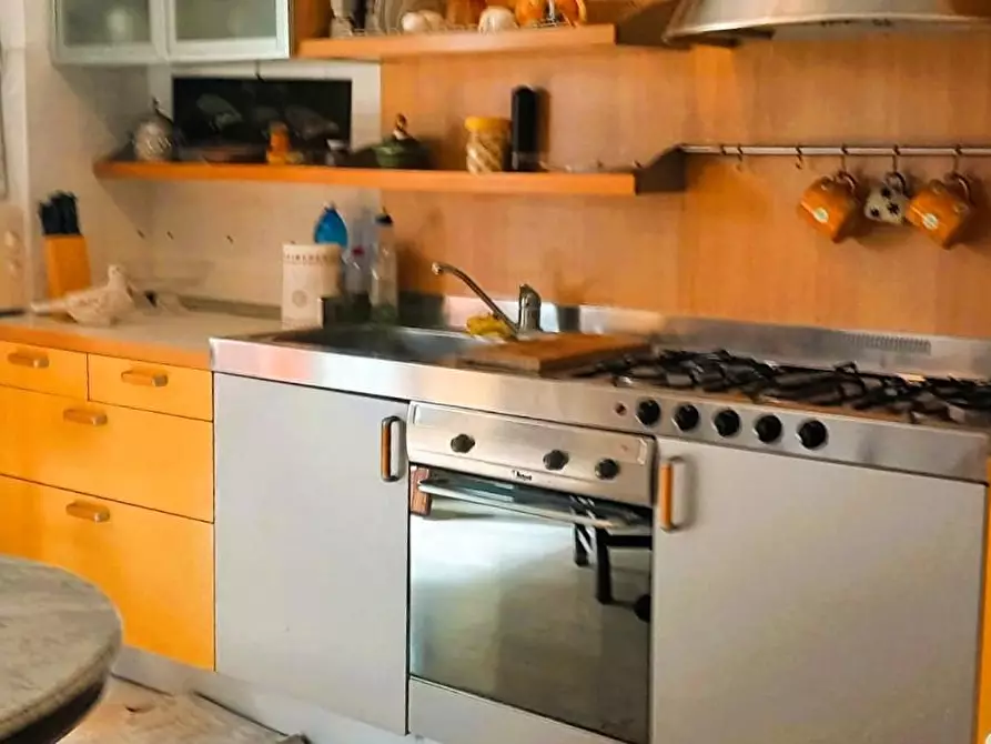 Immagine 3 di Villetta a schiera in vendita  a Carrara