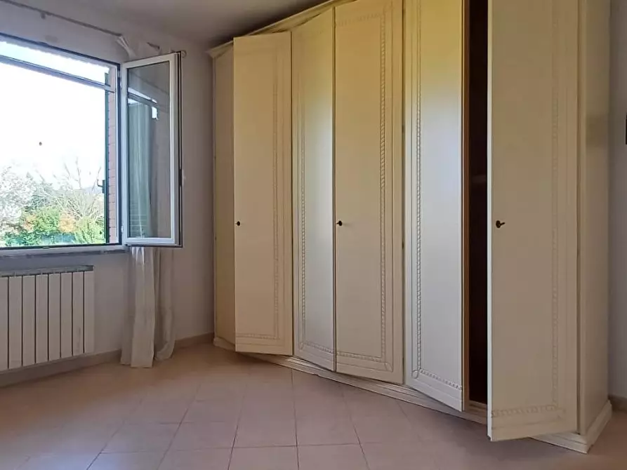 Immagine 14 di Villetta a schiera in vendita  a Massa